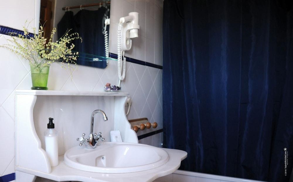 La Molinilla Apartamentos Y Hammam - Adults Only Лінарес-де-ла-Сьєрра Екстер'єр фото